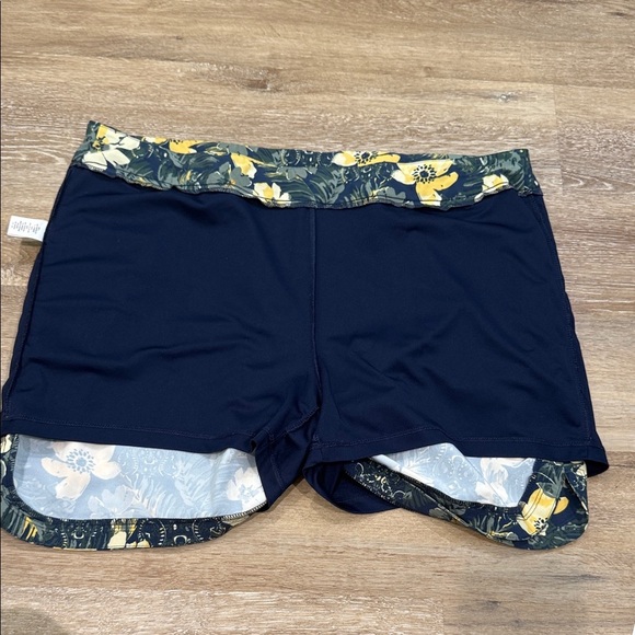 Sunday Navy Floral Mini Skirt - Picture 8 of 9